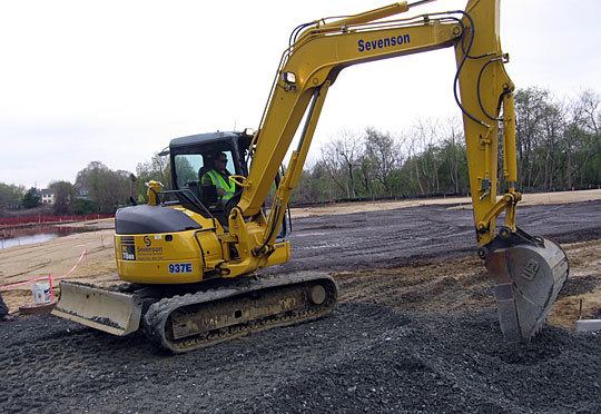 Sevenson excavator work at the Welsbach & Gas Mantle Superfund Site
